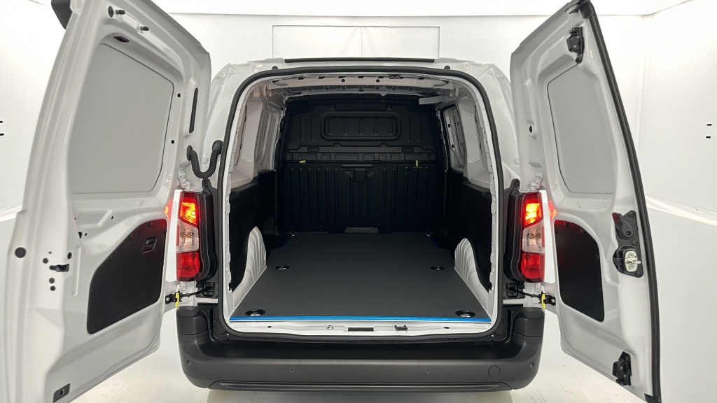 CITROEN Berlingo Van XL 950kg 1.5 BlueHDi 130ch EAT8 - ref: 8-GLI00026782 - Photo 9