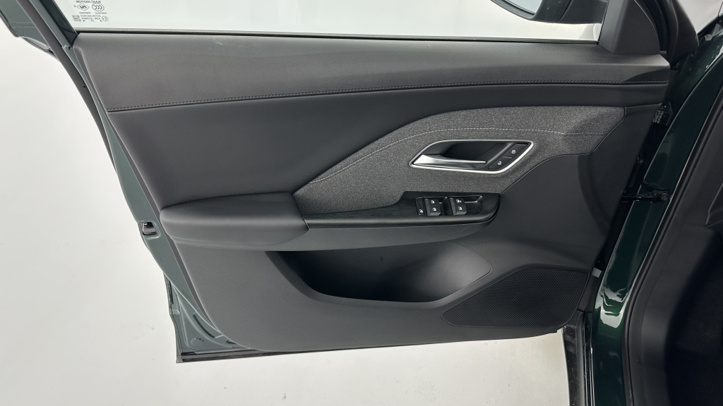 MG ZS 1.5 L Hybrid+ 197ch Standard - ref: 8-GLI00027391 - Photo 12
