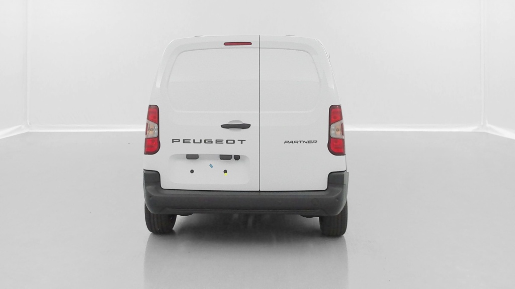PEUGEOT Partner M 1.5 BlueHDI 130ch EAT8 - ref: 8-GLI00029120 - Photo 18