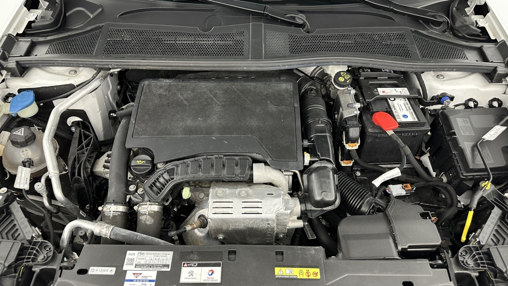 PEUGEOT 308 III 1.2 Puretech 130ch Allure Pack EAT8 - ref: 8-GLI00032092 - Photo 11
