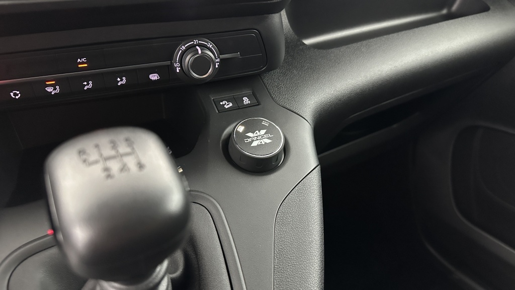 DANGEL Partner M 650 1.5 BlueHDi 130ch 4WD by DANGEL - ref: 8-GLI00032212 - Photo 16