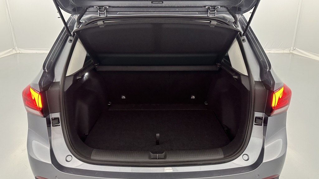 MG ZS 1.5 L Hybrid+ 197ch Luxury - ref: 8-GLI00033397 - Photo 10