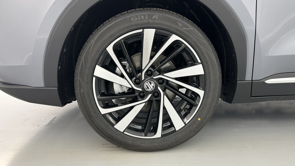 MG ZS 1.5 L Hybrid+ 197ch Luxury - ref: 8-GLI00033397 - Photo 12