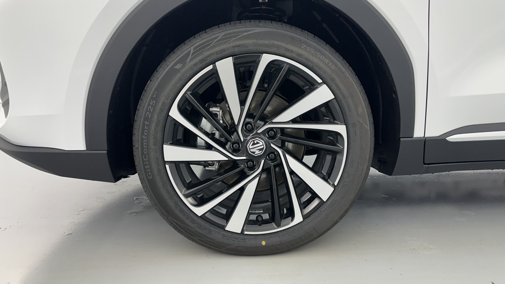 MG ZS 1.5 L Hybrid+ 197ch Luxury - ref: 8-GLI00033472 - Photo 12