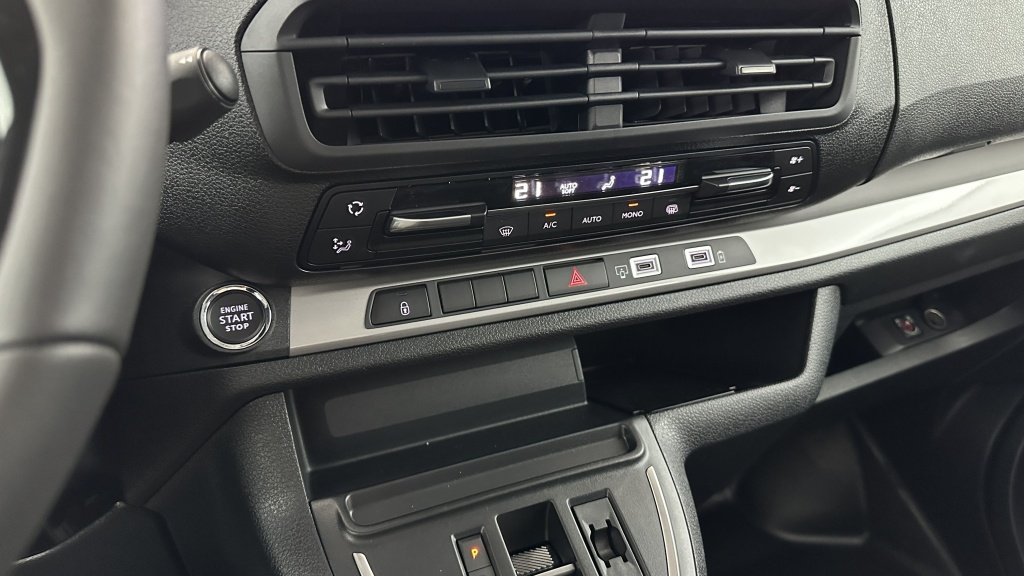 FIAT Scudo Cabine Approfondie XL 2.0 BlueHDi 180ch Pack Premium Connect EAT8 - ref: 8-GLI00035349 - Photo 18