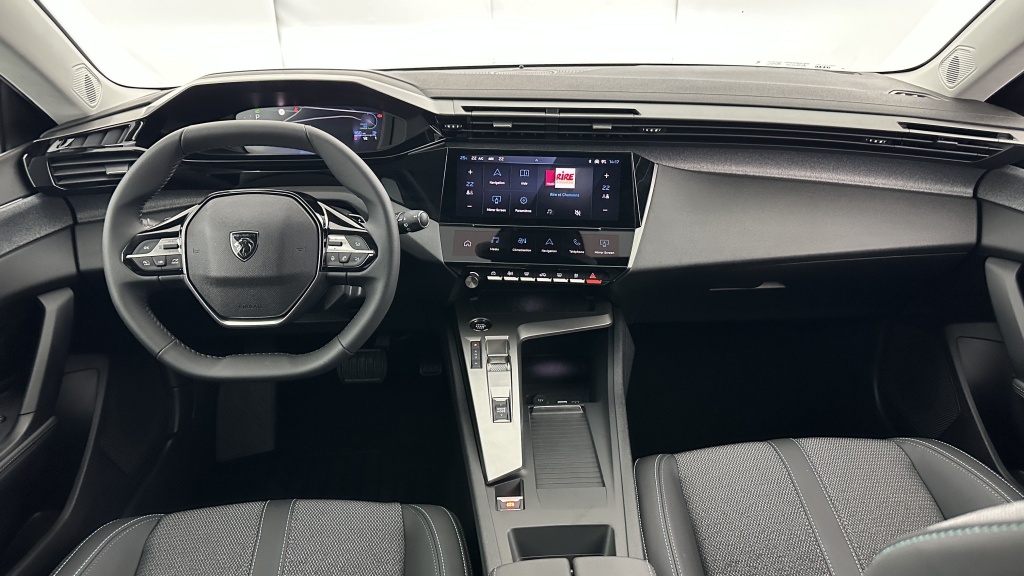 PEUGEOT 308 SW III 1.2 Hybrid 145ch Allure e-DCS6 - ref: 8-GLI00036214 - Photo 7