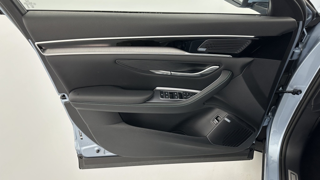 BYD Seal U 1.5l DM-i 218ch PHEV Comfort (26kWh) - ref: 8-GLI00038371 - Photo 11