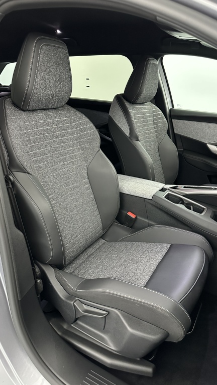 PEUGEOT 5008 III 1.2 Hybrid 145ch Allure e-DCS6 - ref: 8-GLI00044767 - Photo 19