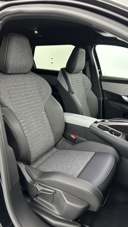 PEUGEOT 5008 III 1.2 Hybrid 145ch Allure e-DCS6 - ref: 8-GLI00044770 - Photo 19