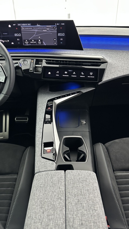 PEUGEOT 5008 III 1.2 Hybrid 145ch GT e-DCS6 - ref: 8-GLI00044774 - Photo 17