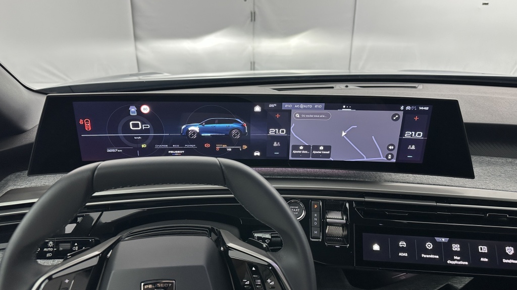 PEUGEOT 5008 III 1.2 Hybrid 145ch Allure e-DCS6 - ref: 8-GLI00044801 - Photo 16