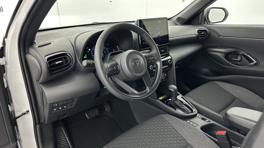 TOYOTA Yaris Cross 1.5 Hybride 130h Design e-CVT - ref: 8-GLI00046131 - Photo 6