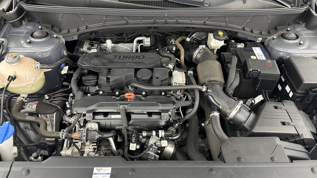 HYUNDAI Tucson III 1.6 T-GDI 150ch Hybrid 48V Creative iBVM - ref: 8-GLI00047079 - Photo 11