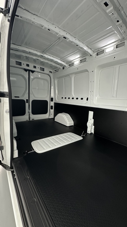 MAXUS Deliver 9 2.0 L3H2 150ch - ref: 8-GLI00047300 - Photo 9