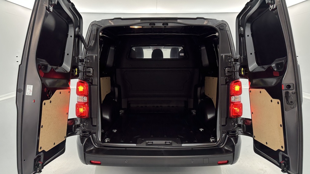 FIAT Scudo Cabine Approfondie XL 2.0 BlueHDi 180ch Pack Premium Connect EAT8 - ref: 8-GLI00050167 - Photo 9