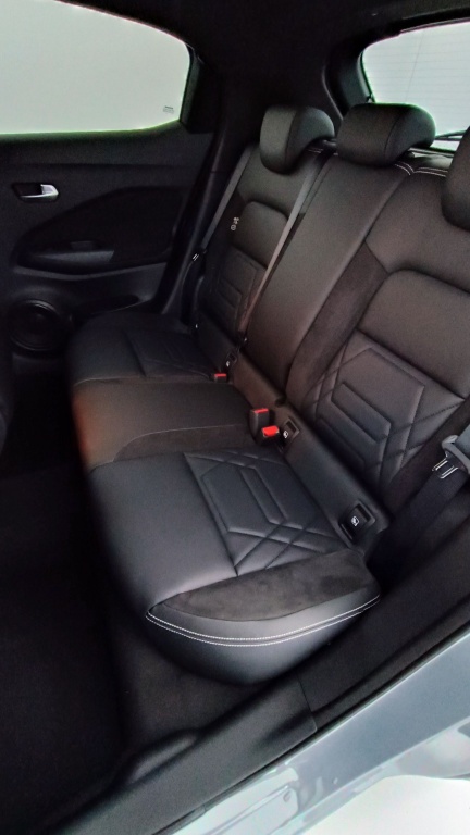 NISSAN Juke II 1.6 Hybrid 143ch N-Design - ref: 8-GLI00054701 - Photo 9