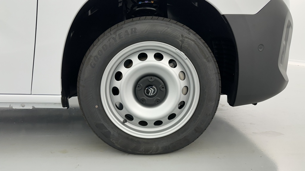 CITROEN Berlingo Van XL 1.5 BlueHDi 130ch EAT8 - ref: 8-GLI00057595 - Photo 10