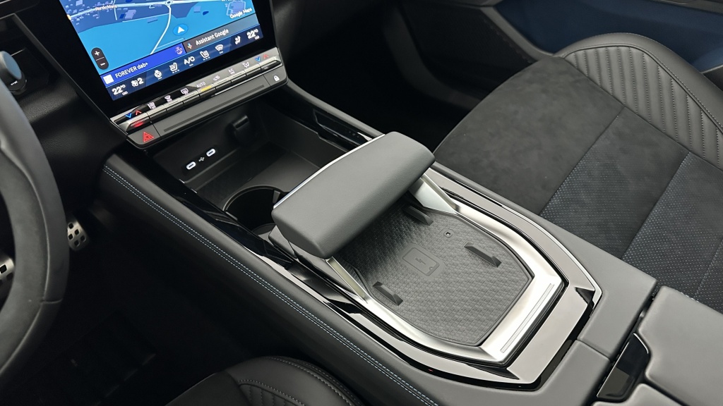RENAULT Rafale E-Tech full hybrid 200ch esprit Alpine - ref: 8-GLI00079684 - Photo 15
