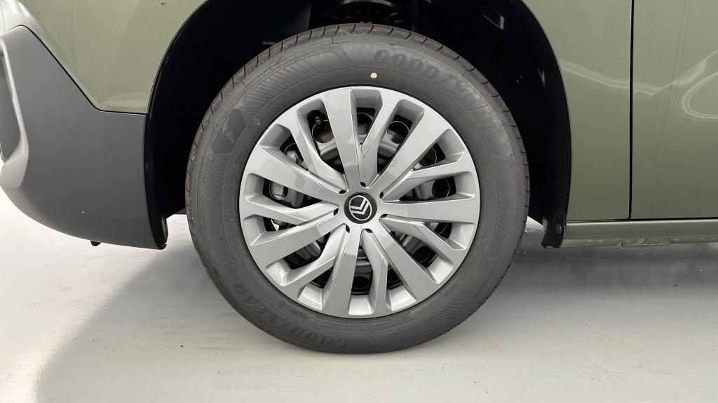 CITROEN Berlingo M 1.5 BlueHDi 130ch Plus EAT8 - ref: 8-GLI00088105 - Photo 12