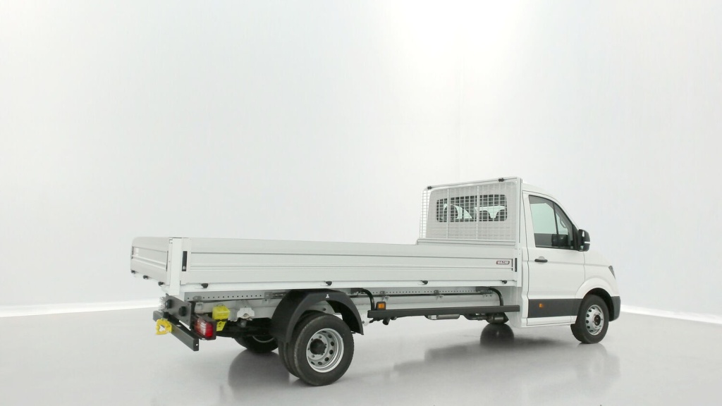 VOLKSWAGEN Crafter CC 35 L4 RJ 2.0 TDI 163ch Business BVA Plateau JPM - ref: 8-GLI00274388 - Photo 17