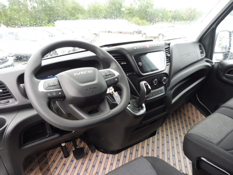 IVECO Daily 35S18 3.0 V16 HI-MATIC H2 180CV - ref: 73543 - Photo 4
