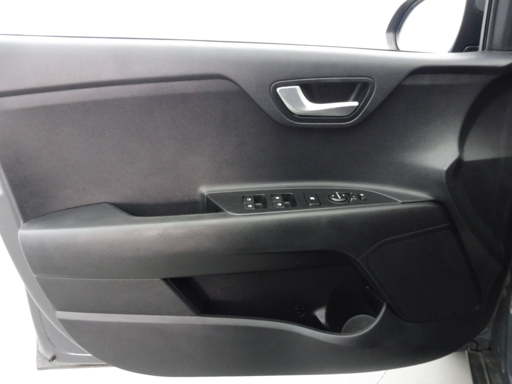 KIA Stonic 1.0 T-GDI 100lx urban - ref: 73720 - Photo 17