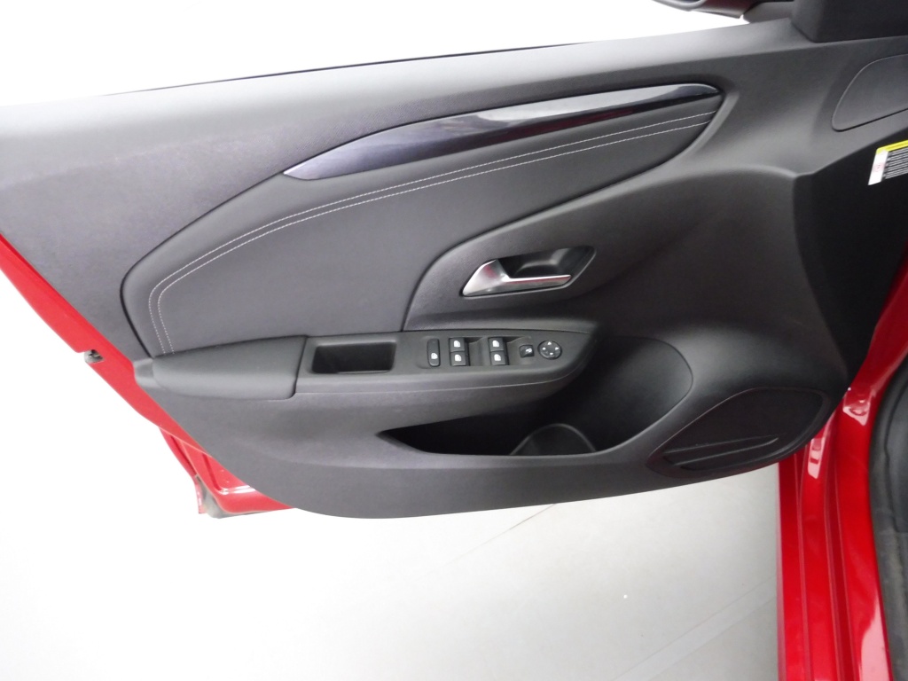 OPEL Corsa 1.2T 100 ATgs - ref: 73747 - Photo 17
