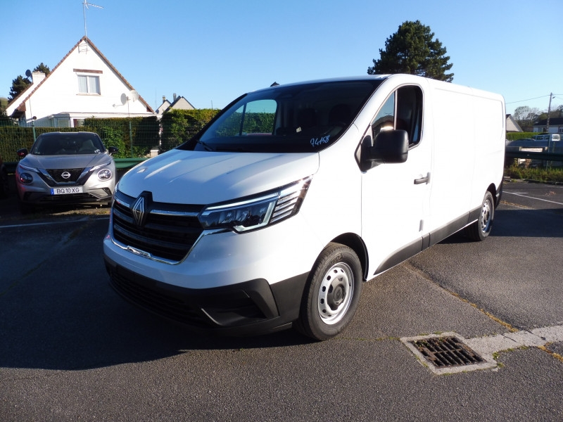 RENAULT Trafic L2H1 3T 2.0 BLUE DCI 150CH ADVANCE EDC -24 - ref: 74158 - Photo 1