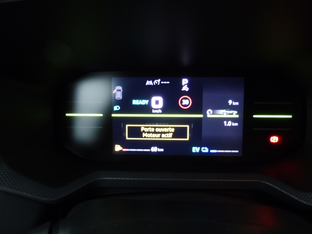 DACIA Duster 1.8 HYBRID 155CH JOURNEY - ref: 74259 - Photo 9