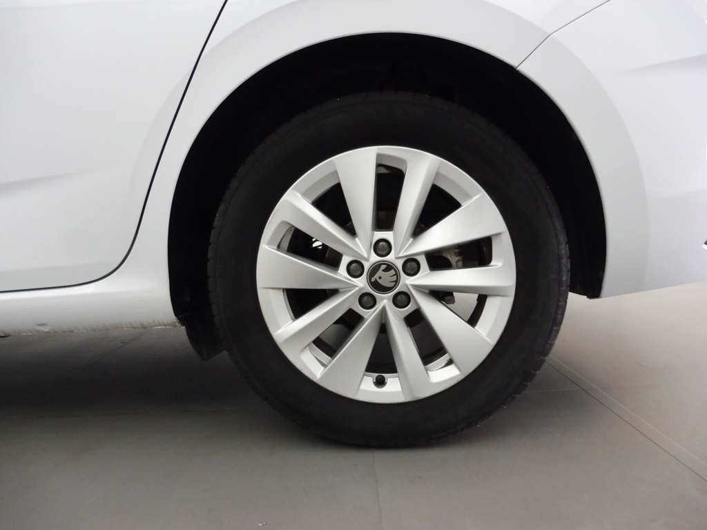 SKODA Scala 1.0 TSI 116CH SELECTION - ref: 74266 - Photo 11