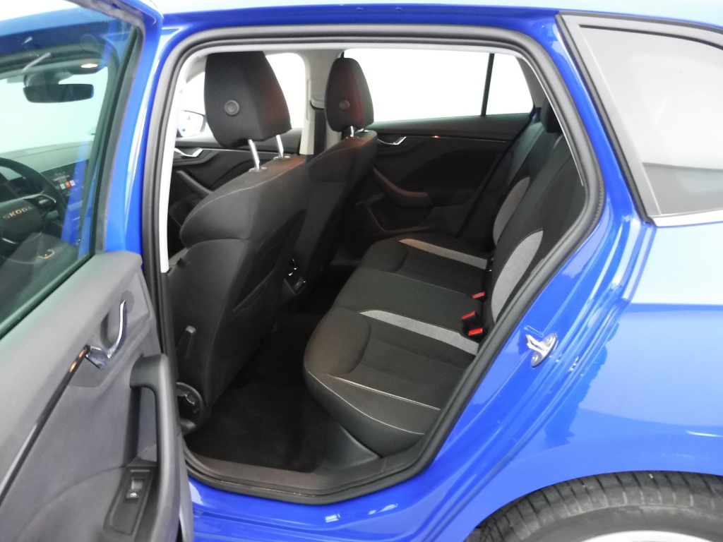 SKODA Scala 1.0 TSI 116CH SELECTION DSG7 - ref: 74271 - Photo 8
