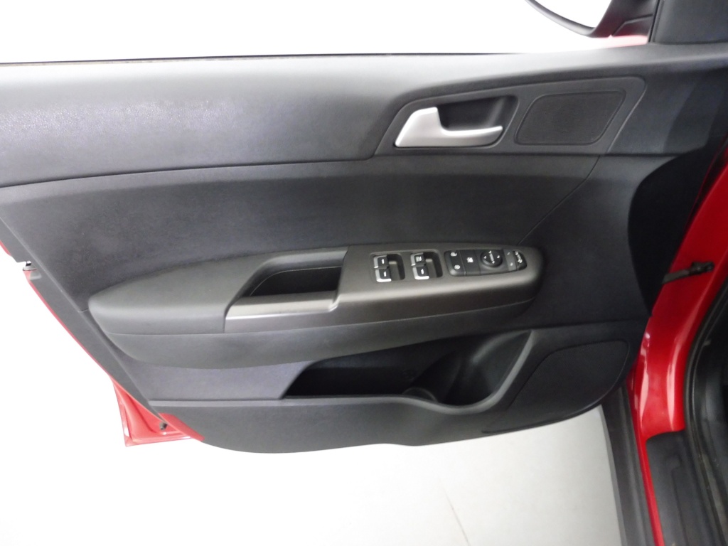 KIA Sportage 1.6 GDI 132CH ISG M+SMART - ref: 75154 - Photo 17