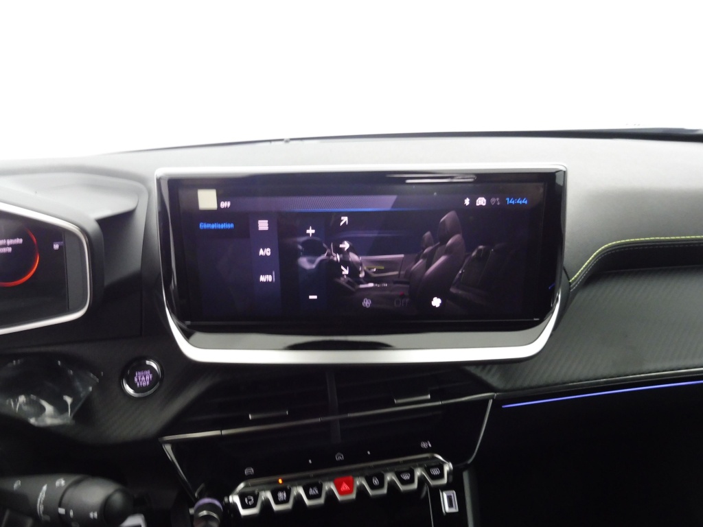 PEUGEOT 2008 1.2 HYBRID 145CH GT E-DCS6 - ref: 75265 - Photo 7