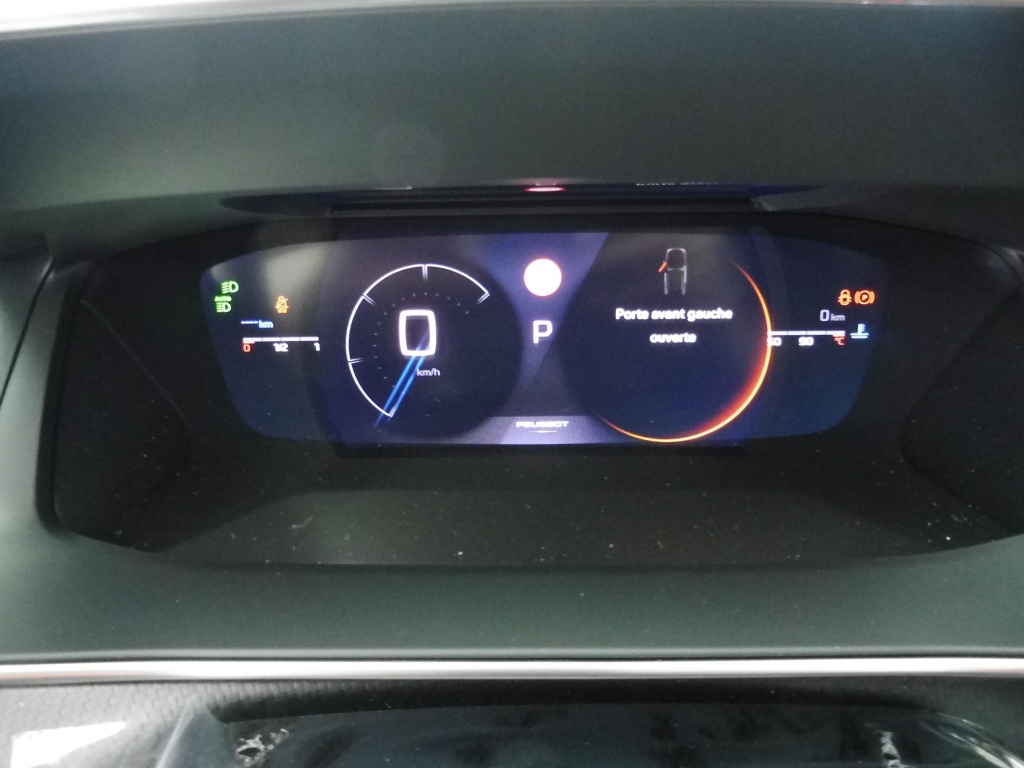 PEUGEOT 2008 1.2 HYBRID 145CH GT E-DCS6 - ref: 75265 - Photo 9