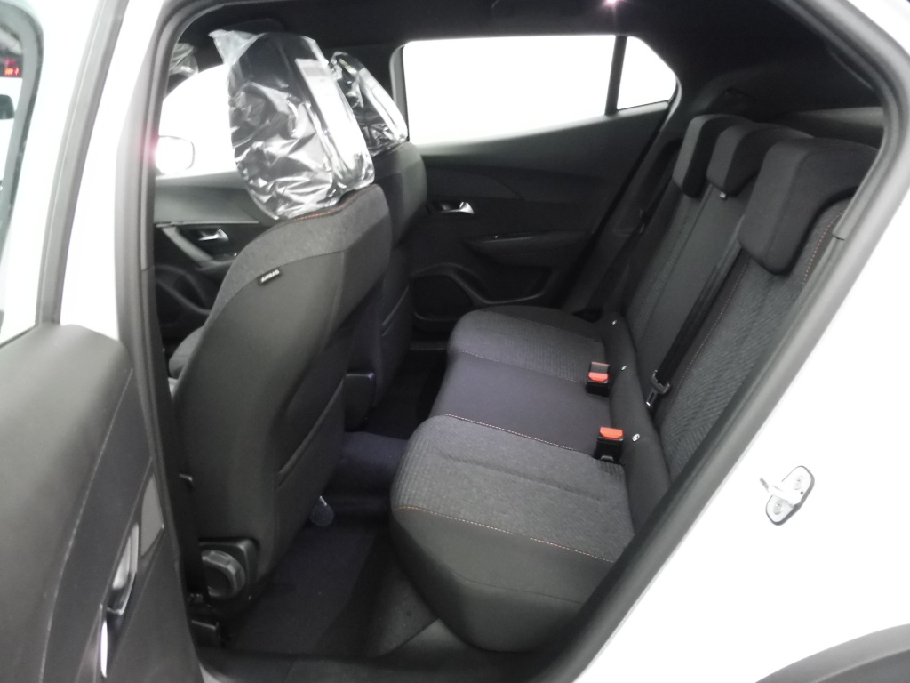 PEUGEOT 2008 1.2 HYBRID 145CH STYLE E-DCS6 - ref: 75271 - Photo 8
