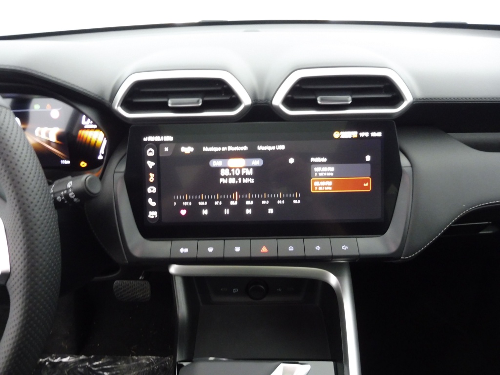 MG ZS 1.5 HYBRID+ 197CH LUXURY - ref: 75470 - Photo 13