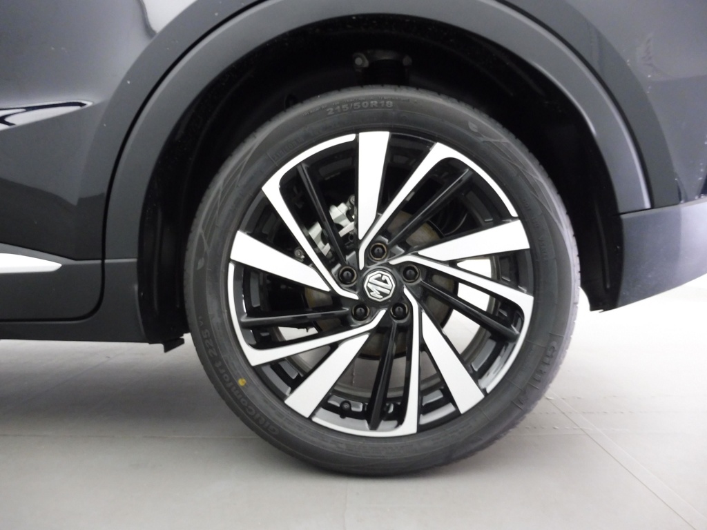 MG ZS 1.5 HYBRID+ 197CH LUXURY - ref: 75471 - Photo 12