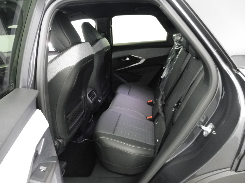 PEUGEOT 3008 1.2 HYBRID 145CH GT E-DCS6 - ref: 75590 - Photo 8