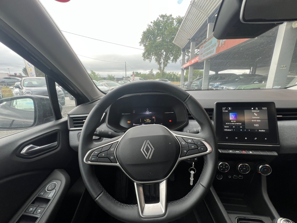 RENAULT Clio