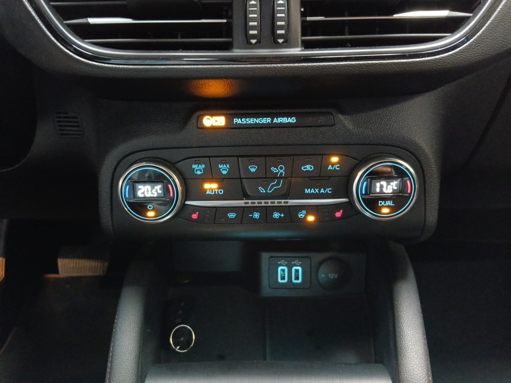 FORD Focus 1.5 ECOBOOST 150 CAst line - ref: 73686 - Photo 20