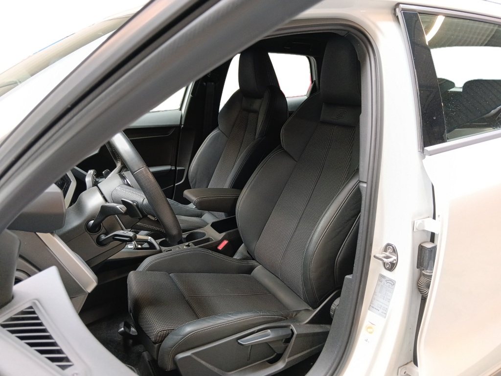 AUDI A3 Sportback 35 TFSI 150CH MILD HYBRID S LINE S TRONIC 7 - ref: 73950 - Photo 10