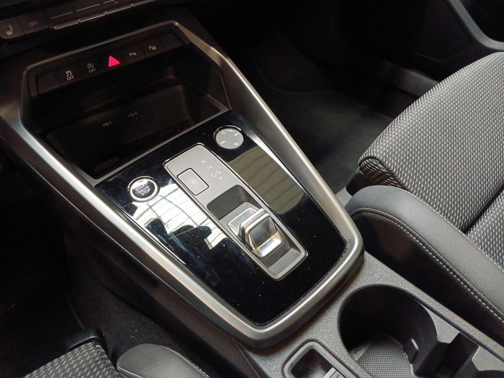 AUDI A3 Sportback 35 TFSI 150CH MILD HYBRID S LINE S TRONIC 7 - ref: 73953 - Photo 15