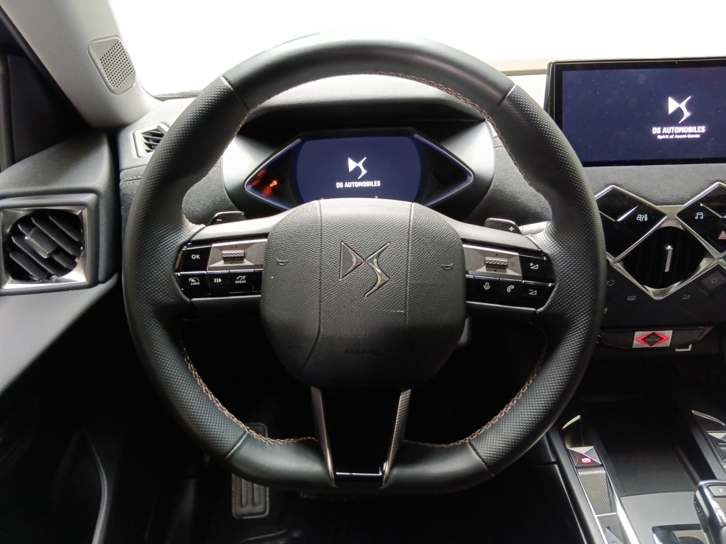 DS DS3 1.2 PURETECH 130CH PERFORMANCE LINE AUTOMATIQUE - ref: 74009 - Photo 13