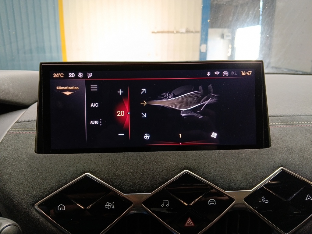 DS DS3 1.2 PURETECH 130CH PERFORMANCE LINE AUTOMATIQUE - ref: 74012 - Photo 20