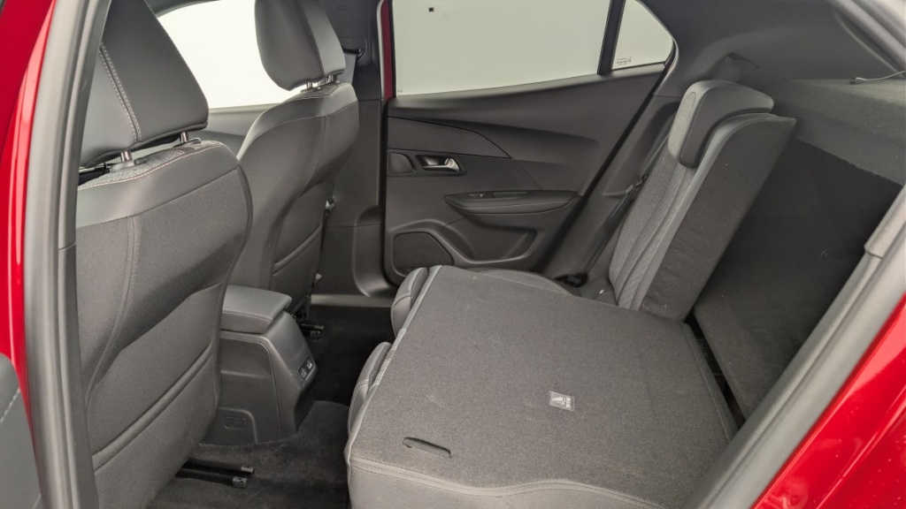 PEUGEOT 2008 PureTech 100 S S BVM6 Allure - ref: 1-313240 - Photo 12
