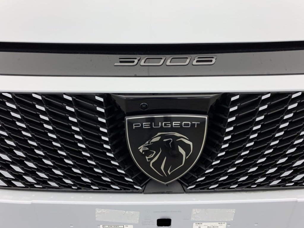 PEUGEOT 3008 Hybrid 145 e-DCS6 GT - ref: 1-347443 - Photo 19