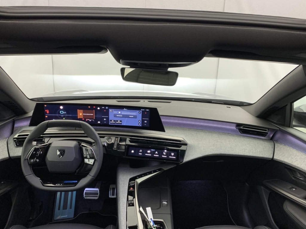 PEUGEOT 3008 Hybrid 145 e-DCS6 GT - ref: 1-355889 - Photo 13