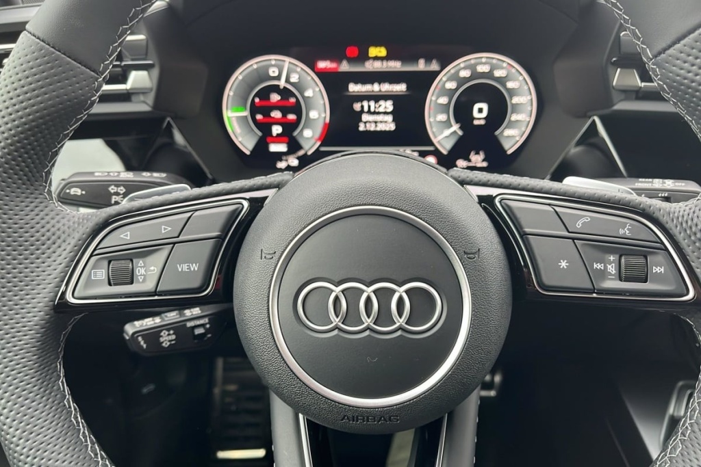 AUDI A3 Sportback 45 TFSI E HYBRIDE RECHARGEABLE 272 S TRONIC 6 S LINE - ref: 1-358905 - Photo 15