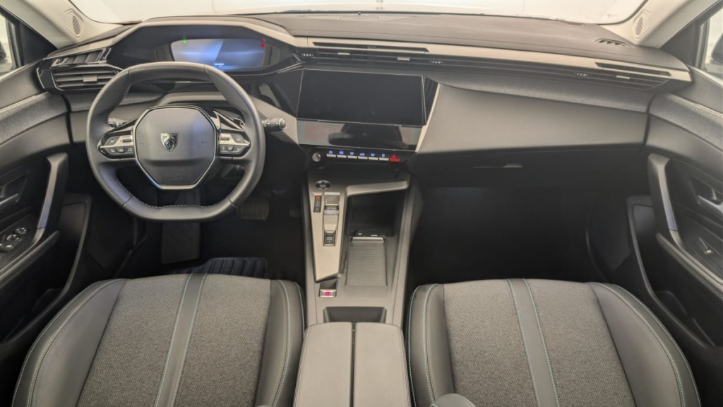 PEUGEOT 408 Hybrid 136 e-DCS6 Allure - ref: 1-367304 - Photo 13