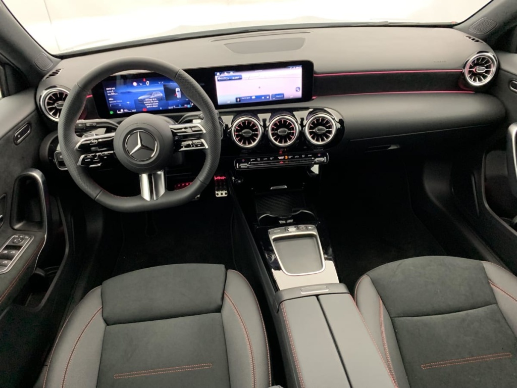 MERCEDES Classe A 200 d 8G-DCT AMG Line - ref: 1-367395 - Photo 13